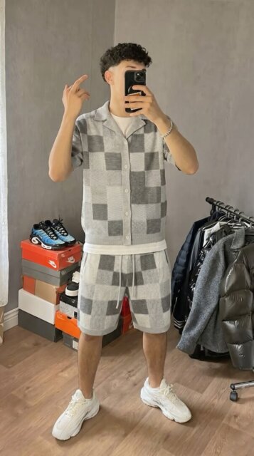 Customer wearing ESSNTL Pixel Set