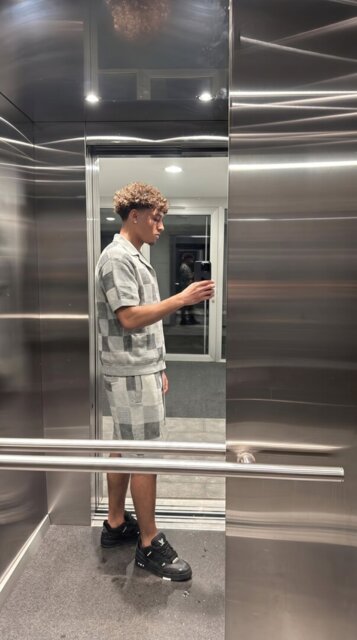 Customer wearing ESSNTL Pixel Set
