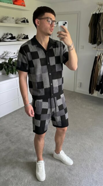 Customer wearing ESSNTL Pixel Set